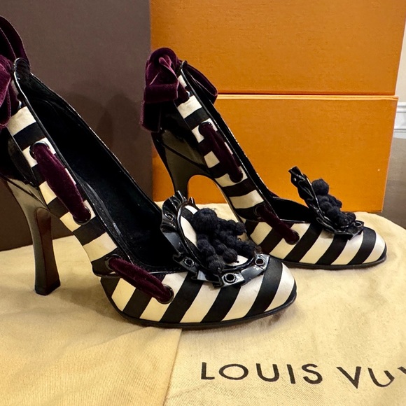 Louis Vuitton Black and White Striped Heels with Velvet Accents size 37.5 - Picture 3 of 8